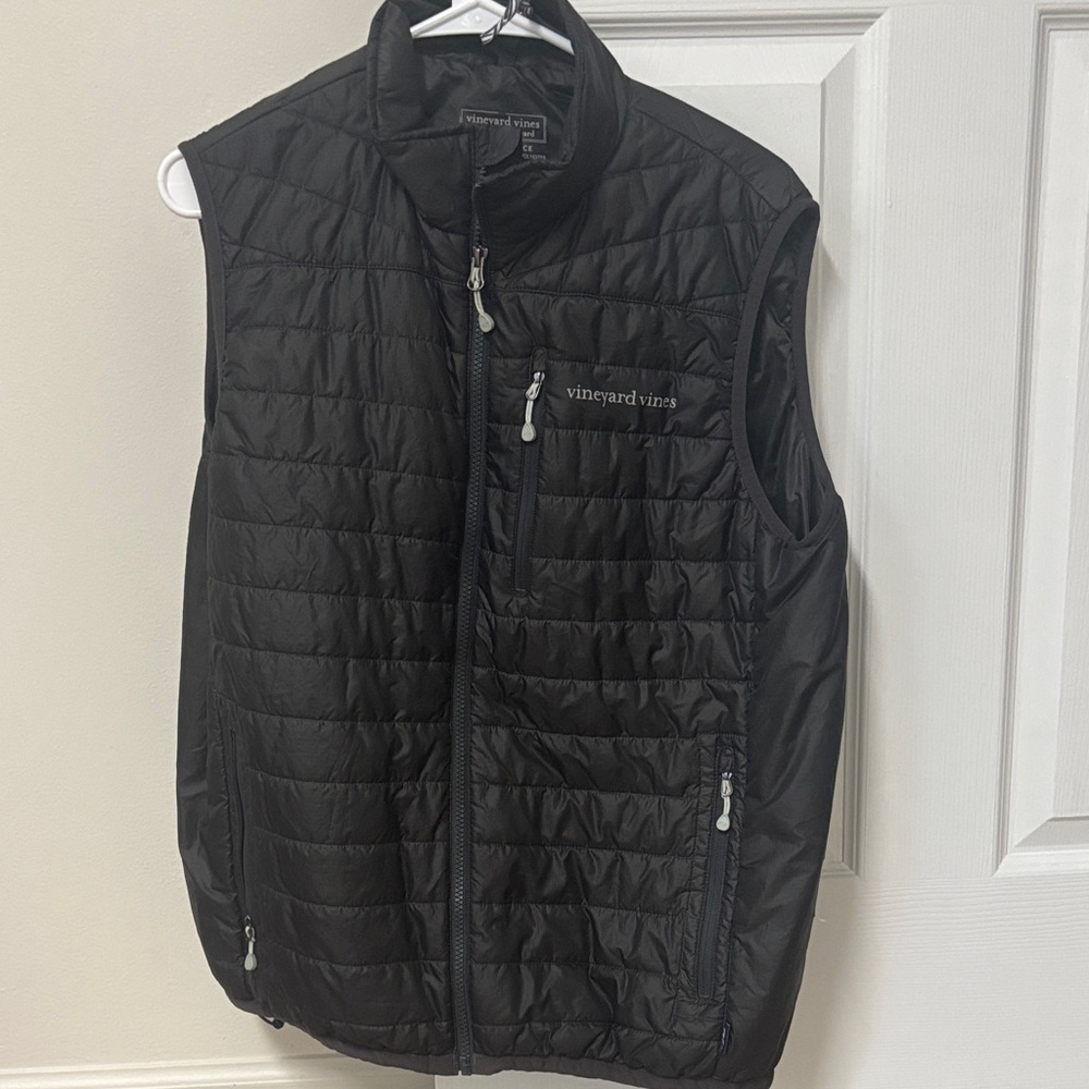 Vineyard Vines Men's Black Puffer Vest